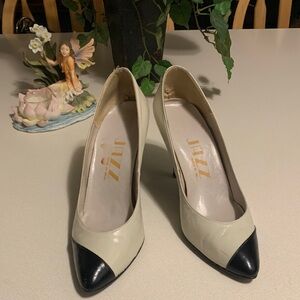 Jazz Women's Black and Cream Heels